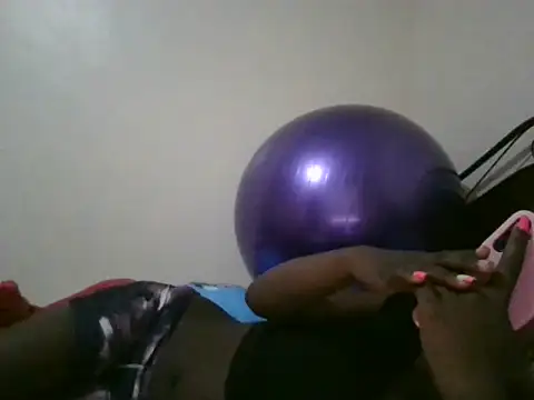 Sonnia  online show from February 22, 2025, 10:42 pm