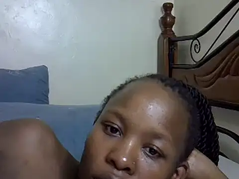 Sonnia  online show from March 5, 2025, 10:54 pm