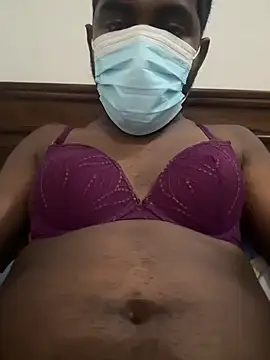 cuteboyllc online show from October 29, 2025, 6:04 am