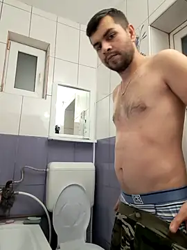 Snapshot of hornny1995 chatting on February 1, 2025, 5:37 pm hornny1995 online show from February 1, 2025, 5:37 pm