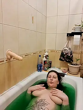 Sakura Green online show from January 12, 2025, 10:33 pm