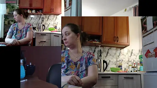 Sakura Green online show from December 18, 2025, 9:37 am