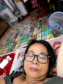 Hotestlove online show from March 6, 2026, 10:23 am