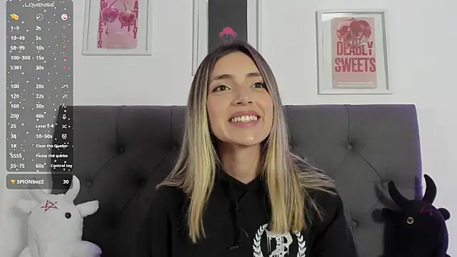 IsadoraGalle  online show from February 19, 2026, 11:12 pm