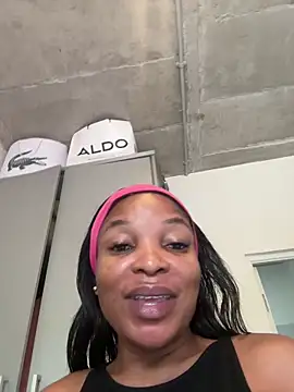 slimcateee online show from March 28, 2026, 9:31 am