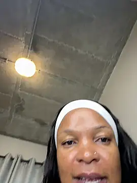 slimcateee online show from April 7, 2026, 5:52 am