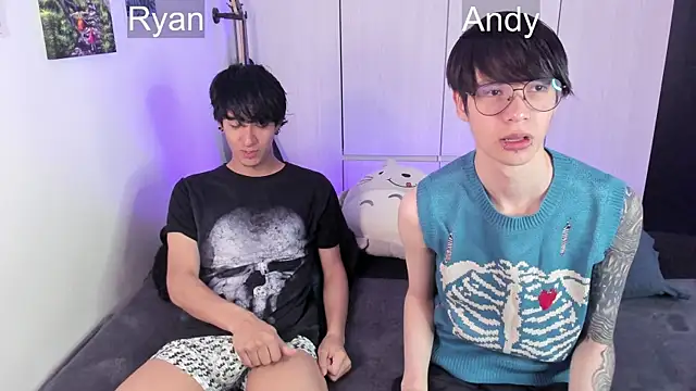 Aventure Twinks online show from December 20, 2024, 8:23 pm