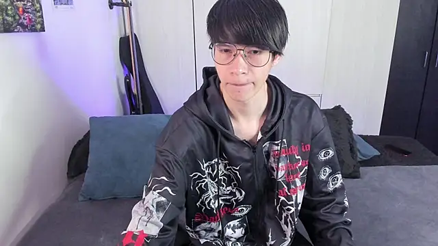 Aventure Twinks online show from December 24, 2024, 11:28 am