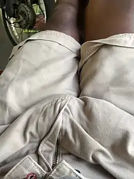 Snapshot of SLhotman chatting on January 19, 2026, 9:57 am SLhotman online show from January 19, 2026, 9:57 am