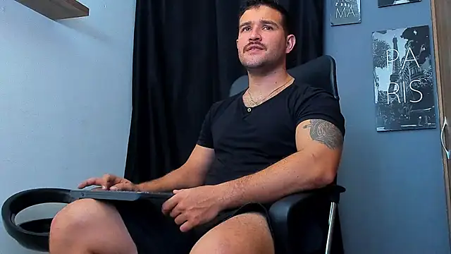 Snapshot of AndrewDiaz chatting on July 23, 2026, 6:55 am AndrewDiaz online show from July 23, 2026, 6:55 am