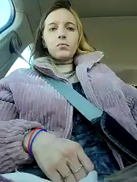 Snapshot of SmokeShow686 chatting on March 1, 2025, 7:37 pm SmokeShow686 online show from March 1, 2025, 7:37 pm