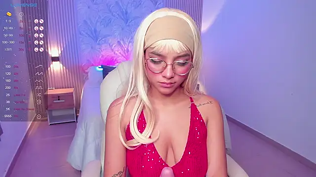 Snapshot of anahi_curlie1 chatting on January 30, 2025, 7:18 am anahi curlie1 online show from January 30, 2025, 7:18 am