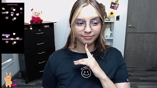 Snapshot of Valery7rose_ chatting on December 1, 2024, 8:42 pm Valery7rose online show from December 1, 2024, 8:42 pm