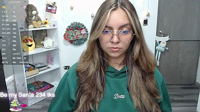 Snapshot of Valery7rose_ chatting on December 30, 2024, 9:29 pm Valery7rose online show from December 30, 2024, 9:29 pm