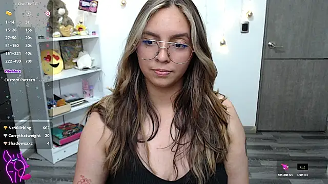 Snapshot of Valery7rose_ chatting on January 13, 2025, 12:30 am Valery7rose online show from January 13, 2025, 12:30 am