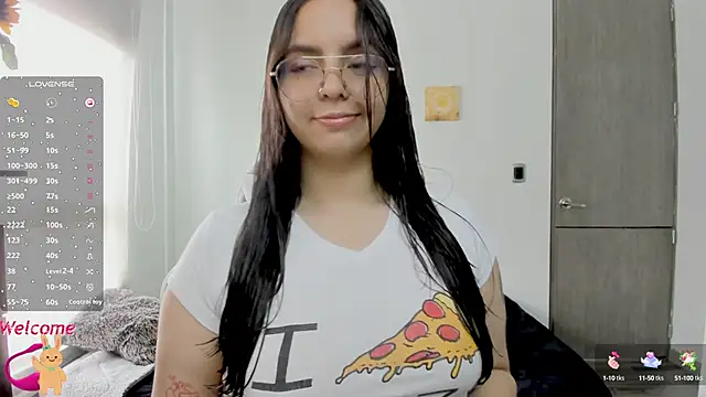 Snapshot of Valery7rose_ chatting on September 17, 2025, 3:03 pm Valery7rose online show from September 17, 2025, 3:03 pm