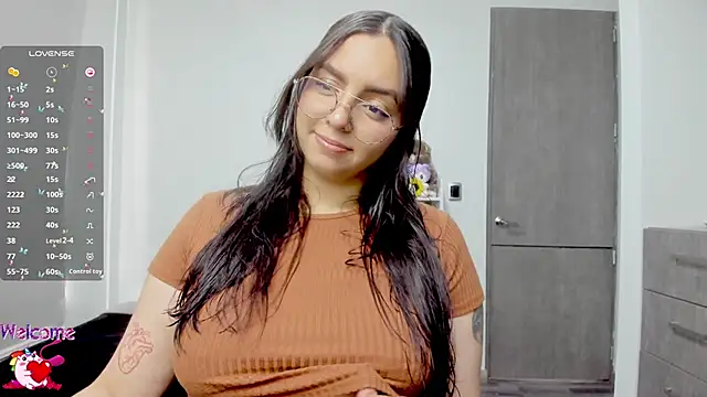 Snapshot of Valery7rose_ chatting on October 5, 2025, 2:26 pm Valery7rose online show from October 5, 2025, 2:26 pm