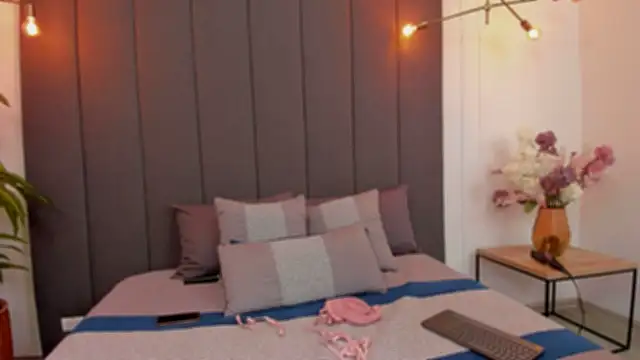 JuanaSimons online show from December 11, 2024, 11:32 pm