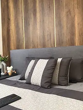 JuanaSimons online show from February 5, 2025, 11:06 pm