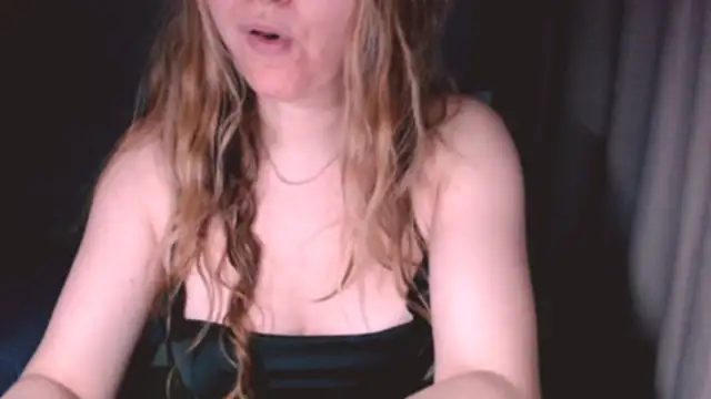 Snapshot of fiona_cute_2 chatting on February 18, 2026, 7:54 pm fiona cute 2 online show from February 18, 2026, 7:54 pm