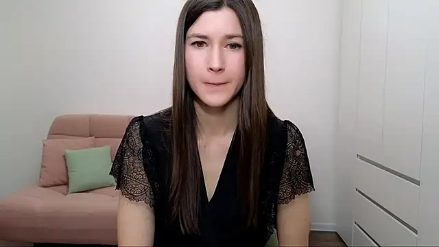 Snapshot of AliciaNewell chatting on February 11, 2025, 9:42 am AliciaNewell online show from February 11, 2025, 9:42 am