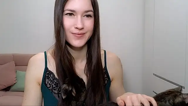 Snapshot of AliciaNewell chatting on February 12, 2025, 10:56 am AliciaNewell online show from February 12, 2025, 10:56 am