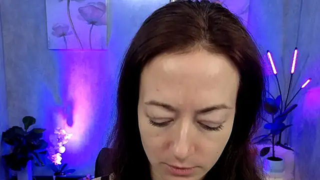 kimberlyray777 online show from February 3, 2025, 6:45 am