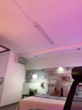 Snapshot of Emilia_Bakerr chatting on December 11, 2024, 6:20 pm Emilia Bakerr online show from December 11, 2024, 6:20 pm