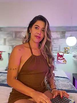 Snapshot of Emilia_Bakerr chatting on December 11, 2024, 9:23 pm Emilia Bakerr online show from December 11, 2024, 9:23 pm