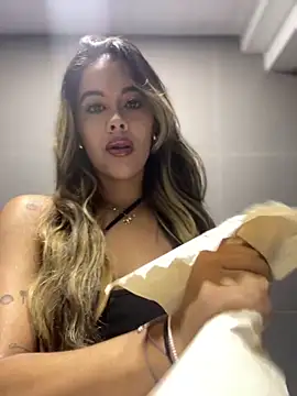 Snapshot of Emilia_Bakerr chatting on February 8, 2025, 4:47 pm Emilia Bakerr online show from February 8, 2025, 4:47 pm