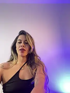 Snapshot of Emilia_Bakerr chatting on February 8, 2025, 7:49 pm Emilia Bakerr online show from February 8, 2025, 7:49 pm