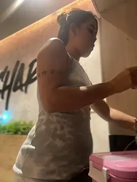 Snapshot of Emilia_Bakerr chatting on March 10, 2025, 6:34 pm Emilia Bakerr online show from March 10, 2025, 6:34 pm