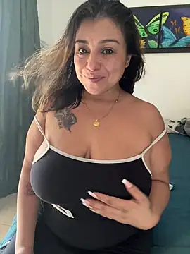 MrsFoucher online show from December 8, 2024, 5:55 pm