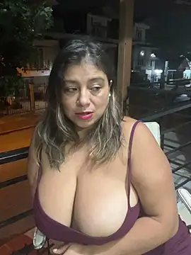 MrsFoucher online show from February 9, 2025, 12:39 am