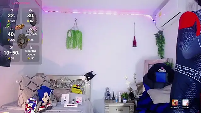 huge armound online show from April 12, 2026, 10:37 pm