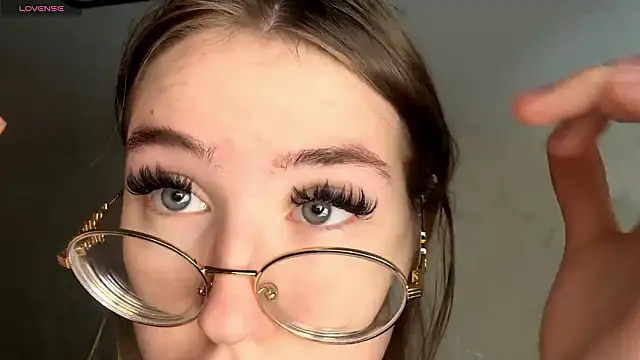 Snapshot of BanemAcard chatting on March 27, 2026, 4:07 am BanemAcard online show from March 27, 2026, 4:07 am