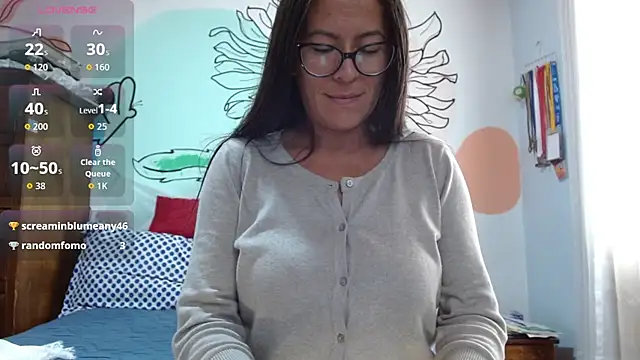 Snapshot of lupita84 chatting on September 23, 2025, 6:44 pm lupita84 online show from September 23, 2025, 6:44 pm