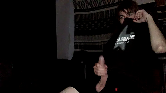 spicylaboi online show from April 3, 2026, 3:48 am