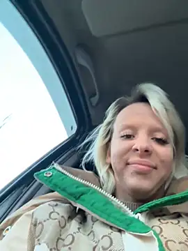 LikaCat online show from November 1, 2025, 1:29 am