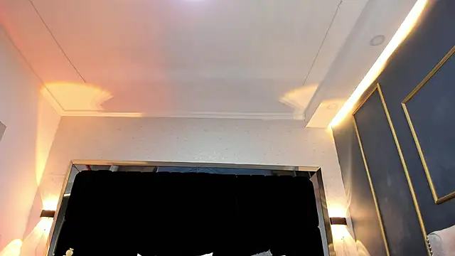 NikkySmiith online show from February 22, 2025, 7:36 pm