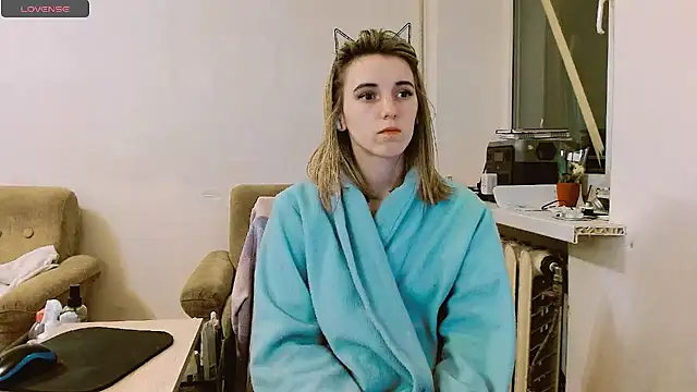 Snapshot of RosaJil chatting on March 12, 2025, 5:17 pm RosaJil online show from March 12, 2025, 5:17 pm