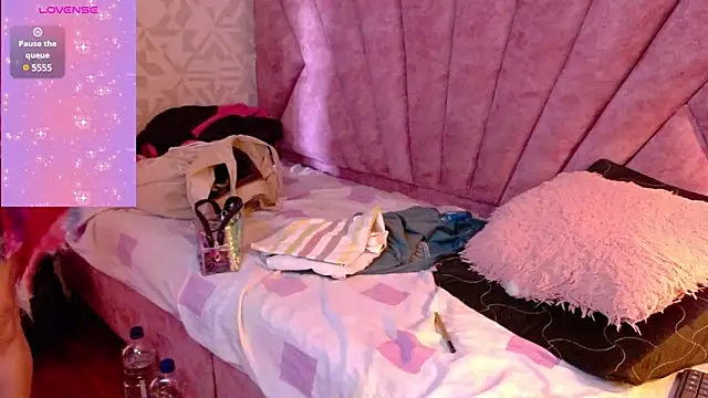 Natasha 699 online show from February 20, 2025, 8:36 pm