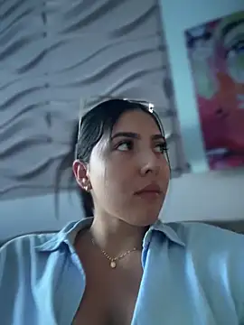 MarianaBenz online show from February 27, 2025, 9:58 pm