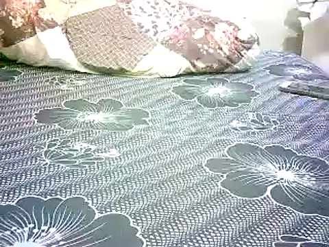 honeypotsweet online show from November 2, 2025, 11:23 am