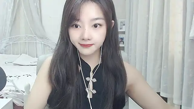 Jenny-Z online show from April 15, 2026, 1:45 am