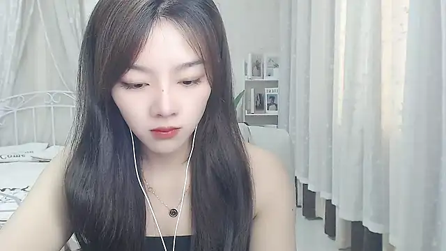 Jenny-Z online show from May 11, 2026, 1:44 am