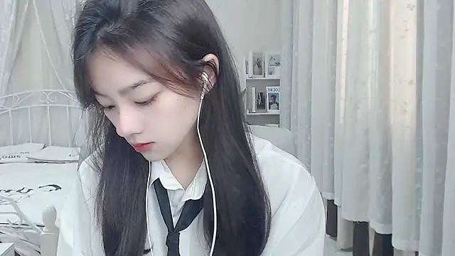 Jenny-Z online show from May 12, 2026, 1:47 am