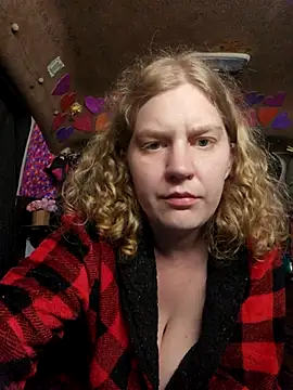 shadow199393 online show from February 3, 2026, 7:46 am