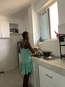 petiteebony 81 online show from February 16, 2026, 8:54 am