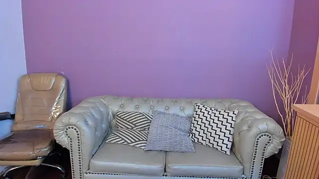 Snapshot of taylor_bennet chatting on October 6, 2025, 12:13 pm taylor bennet online show from October 6, 2025, 12:13 pm